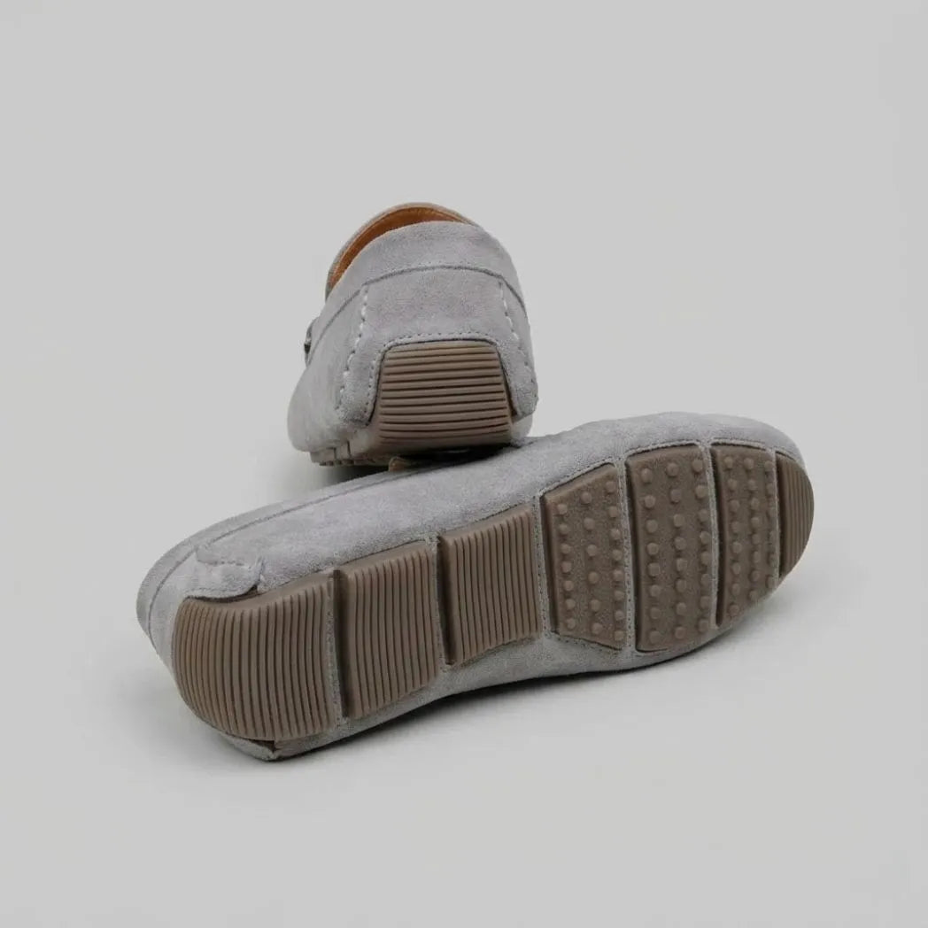 Mocassim Driver de Camurça Capri Dune Cinza
