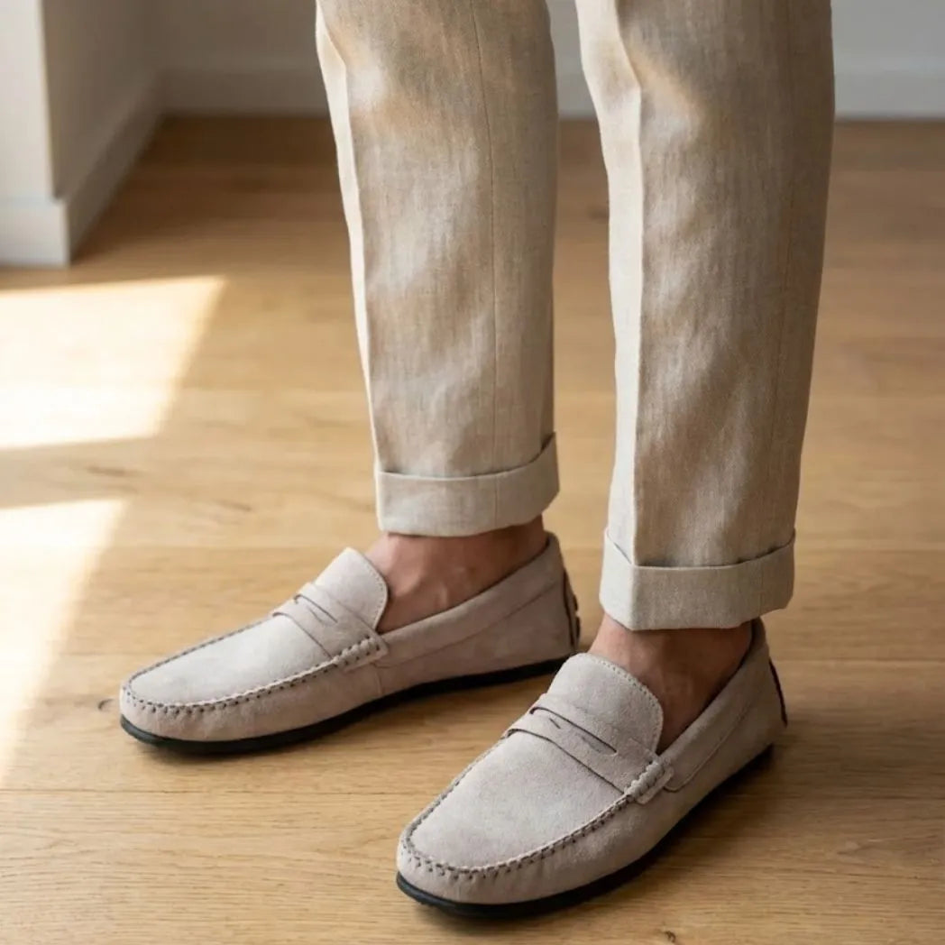 Mocassim Driver de Camurça Capri Tobacco Branco
