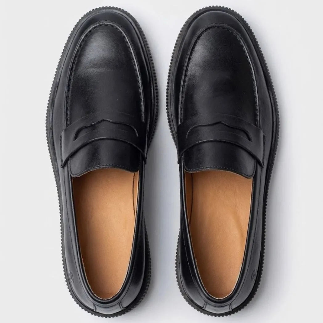Mocassim Loafer Londres de Couro All-Black