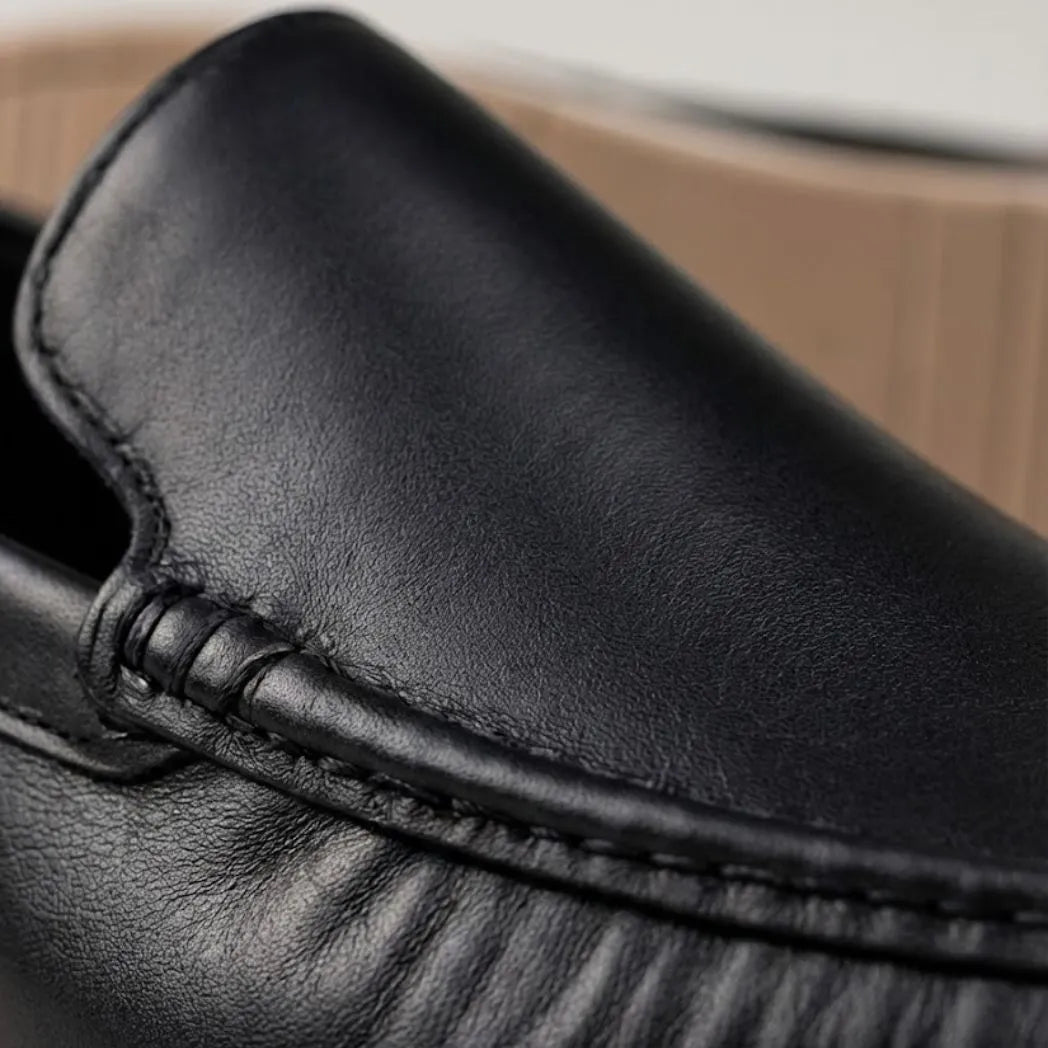 Mocassim Loafer de Couro Contrast