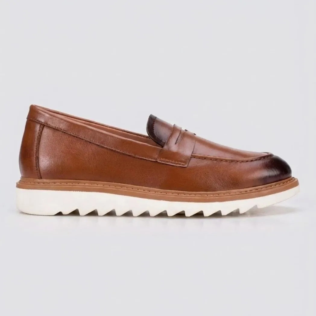 Mocassim Loafer de Couro Napoli Marrom