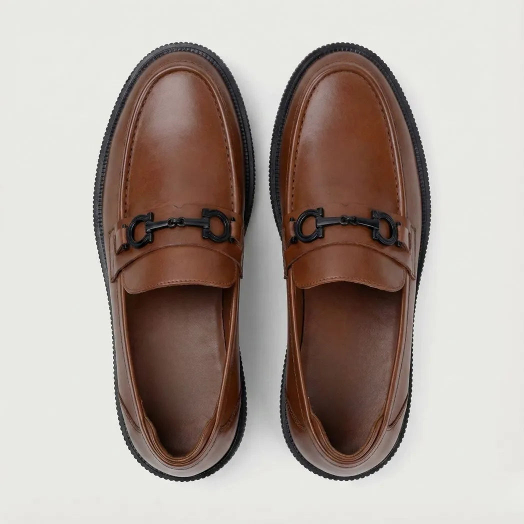 Mocassim Plataform Marrom com Fivela
