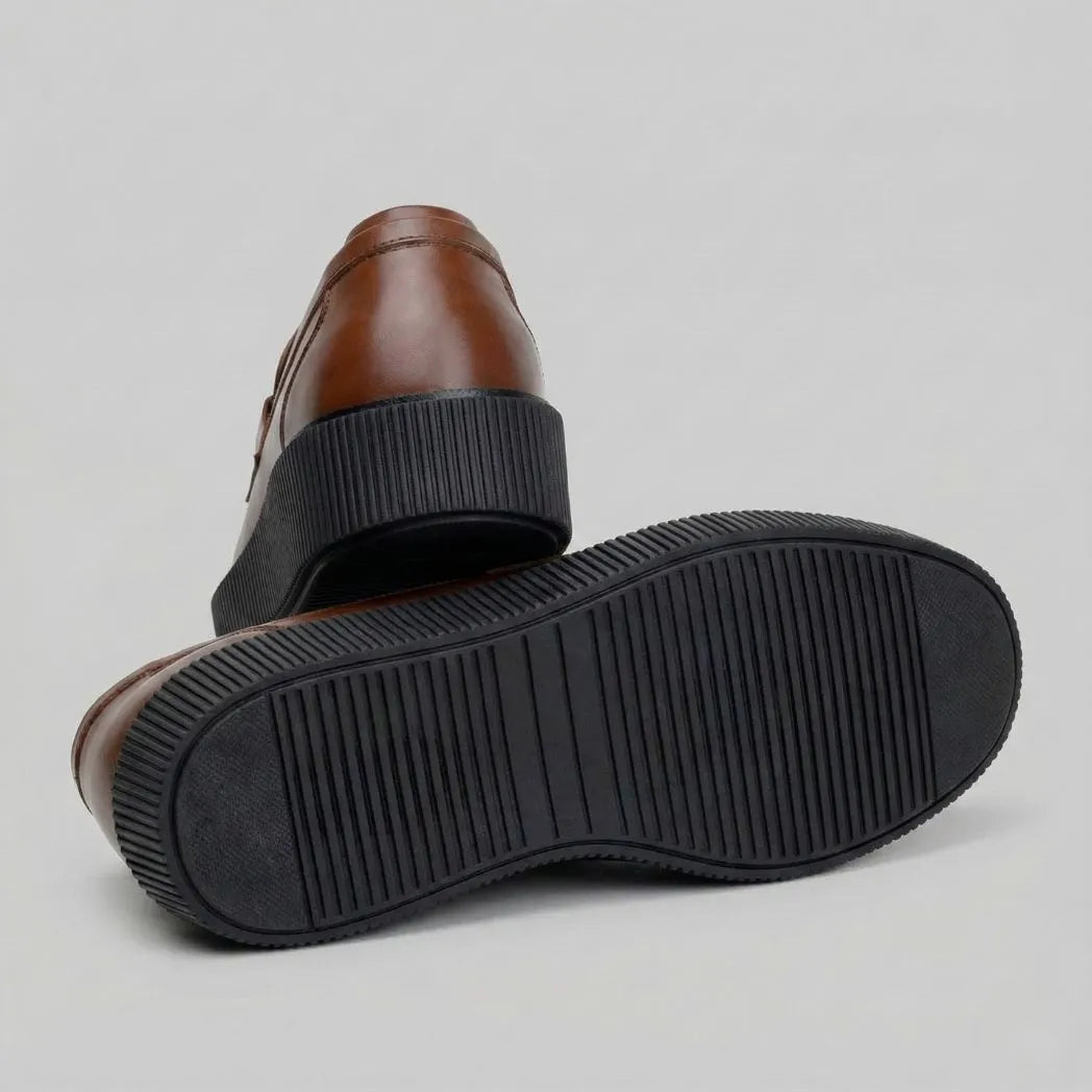 Mocassim Plataform Marrom com Fivela