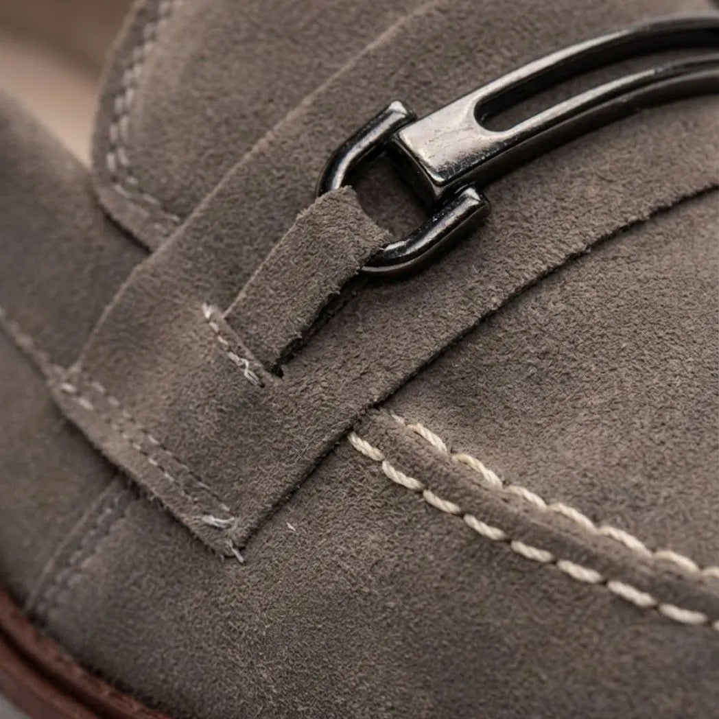 Mocassim Suede Tratorado de Camurça