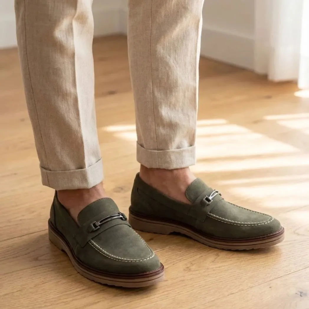 Mocassim Suede Tratorado de Camurça