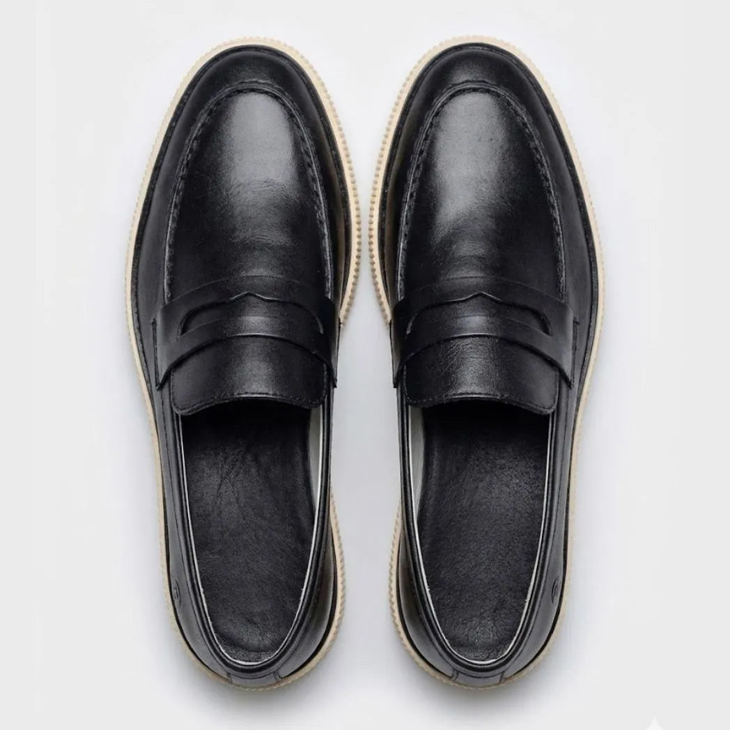 Mocassim Loafer Urban Londres de Couro All-Black