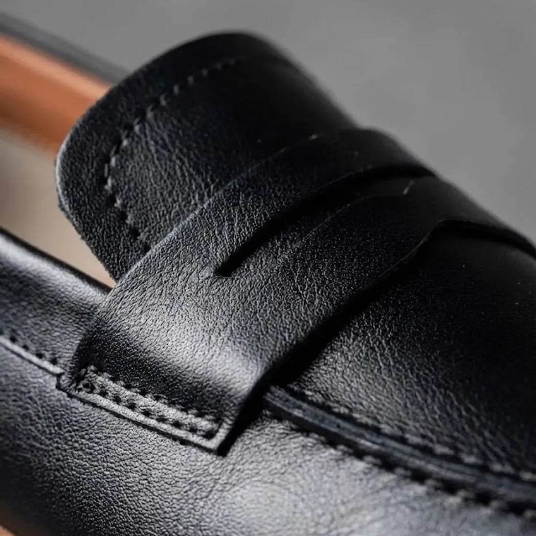 Mocassim Loafer de Couro Napoli