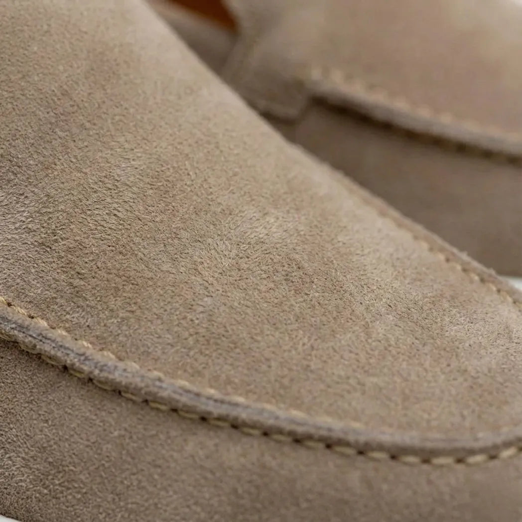 Mocassim de Camurça de Lebre Bege
